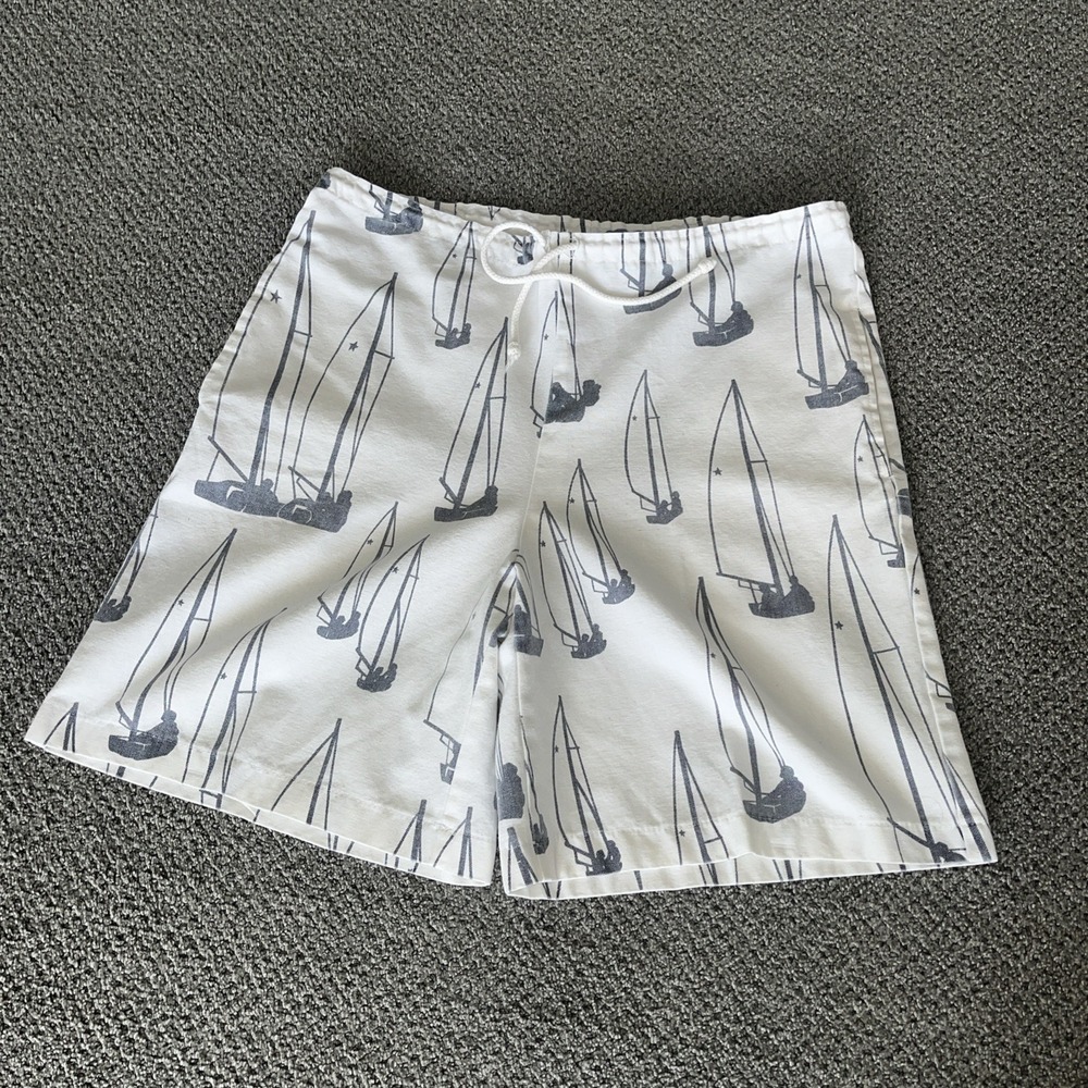 Vintage Michigan Rag Co Men's Sailboat Drawstring Shorts. Medium